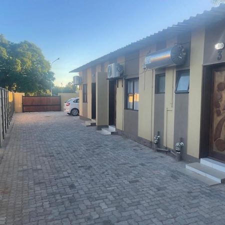 Sabrina Guesthouse Tsumeb Exterior foto